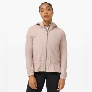 NWOT Lululemon Pack It Up jacket size 4